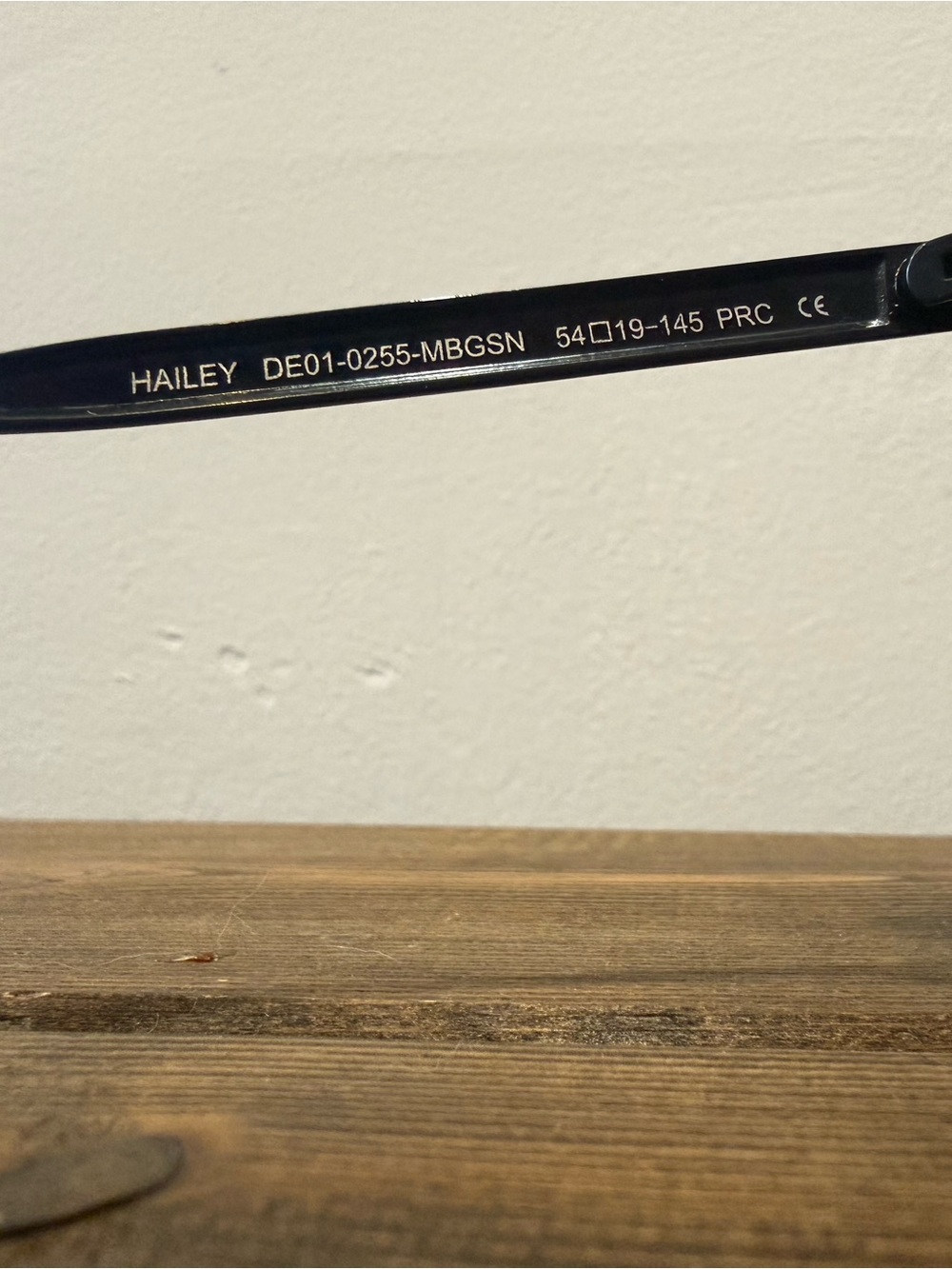 Diff Eyewear Hailey Black Oversized Cat-Eye Sunglasses - Picture 5 of 5